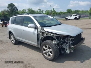 2011 Toyota RAV4 Limited with VIN 2T3DF4DV5BW102695, listed as a IAAI auction lot 42445277 with 198,691 mi miles and . Bid and sale history available at DreamBid. Image 1.