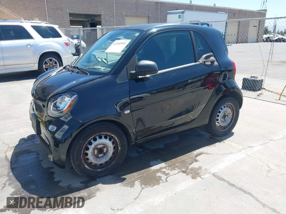 2016 Smart fortwo Passion with VIN WMEFJ5DA7GK068111, listed as a IAAI auction lot 42260953 with 87,115 mi miles and . Bid and sale history available at DreamBid. Image 17.