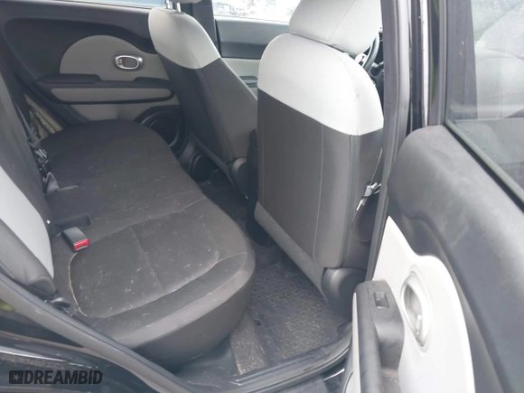 2016 Kia Soul with VIN KNDJN2A24G7312504, listed as a IAAI auction lot 41852223 with 19,160 mi miles. Bid and sale history available at carsss.com. Image 8.