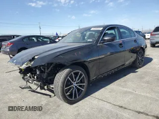 2019 BMW 3 Series 330i with VIN 3MW5R1J53K8A05694, listed as a Copart auction lot 47048555 with 13,629 mi miles and Salvage Title. Bid and sale history available at carsss.com. Image 1.
