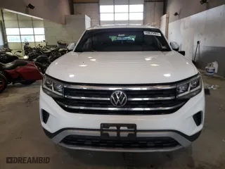 2021 Volkswagen Atlas Cross Sport 2.0T SE with VIN 1V2LC2CA1MC211019, listed as a Copart auction lot 69629403 with 71,005 mi miles. Bid and sale history available at carsss.com. Image 5.