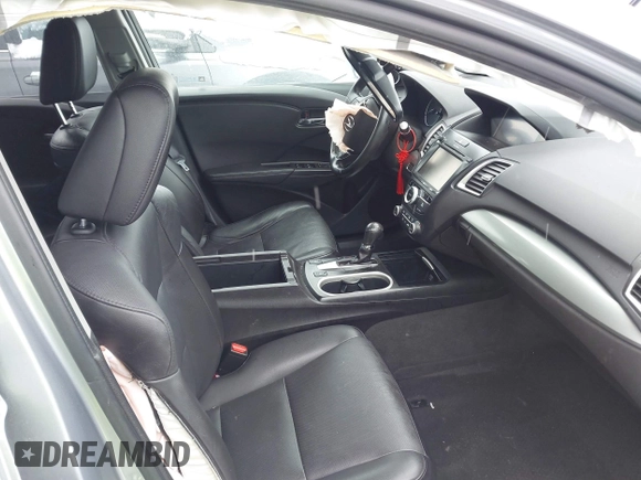 2017 Acura RDX w/Technology Pkg with VIN 5J8TB4H58HL031488, listed as a IAAI auction lot 41274882 with 124,066 mi miles. Bid and sale history available at carsss.com. Image 5.