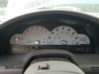 2002 Ford Thunderbird Hardtop Premium z VIN 1FAHP60A52Y128979, wystawiony jako Copart lot #68105854 z przebiegiem 58 146 mil mil oraz Nie do naprawy • Non repairable. Historia ofert i sprzedaży dostępna na DreamBid. Obrazek 9.