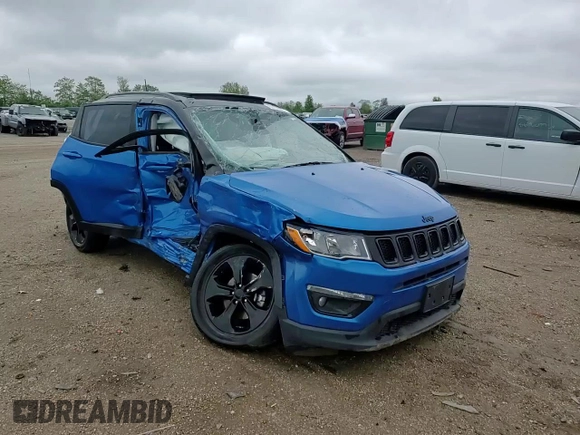 2020 Jeep Compass Latitude z VIN 3C4NJCBB4LT102329, wystawiony jako Copart lot #57476875 z przebiegiem Nie podano mil oraz Szkoda całkowita • Salvage title. Historia ofert i sprzedaży dostępna na DreamBid. Obrazek 14.