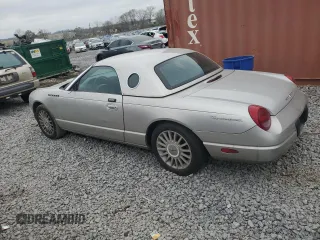 2004 Ford Thunderbird Deluxe z VIN 1FAHP60A84Y104551, wystawiony jako Copart lot #49170085 z przebiegiem 159 696 mil mil oraz Szkody całkowita. Historia ofert i sprzedaży dostępna na DreamBid. Obrazek 2.