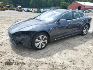 2020 Tesla Model S Long Range с VIN 5YJSA1E28LF390602, выставлен на аукционе Copart как лот 63778115 с пробегом 39 802 миль миль и Списание • Salvage title. История ставок и продаж доступна на DreamBid. Изображение 1.