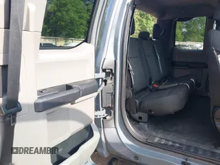 2019 Ford F-150 XL с VIN 1FTEX1CP5KKC67707, выставлен на аукционе IAAI как лот 42146747 с пробегом 72 754 миль миль и . История ставок и продаж доступна на DreamBid. Изображение 8.
