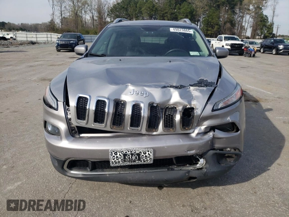 2017 Jeep Cherokee Limited with VIN 1C4PJMDB8HW512340, listed as a Copart auction lot 49823865 with 130,386 mi miles and Salvage Title. Bid and sale history available at carsss.com. Image 5.