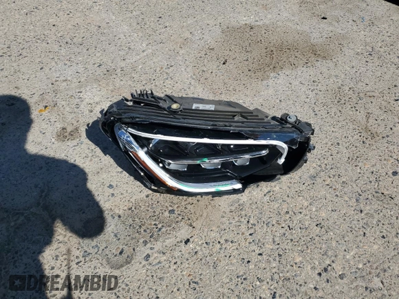2022 Mercedes-Benz GLC 300 with VIN W1N0G8DB7NV399997, listed as a Copart auction lot 60511735 with 12,563 mi miles and Salvage title. Bid and sale history available at DreamBid. Image 13.