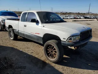 1999 Dodge Dakota SLT with VIN 1B7GL22XXXS142379, listed as a Copart auction lot 88269495 with 0 mi miles and Salvage Title. Bid and sale history available at carsss.com. Image 4.