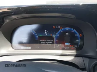 2023 Toyota Crown XLE с VIN JTDAAAAF4P3006693, выставлен на аукционе IAAI как лот 42258729 с пробегом 22 689 миль миль и . История ставок и продаж доступна на DreamBid. Изображение 7.