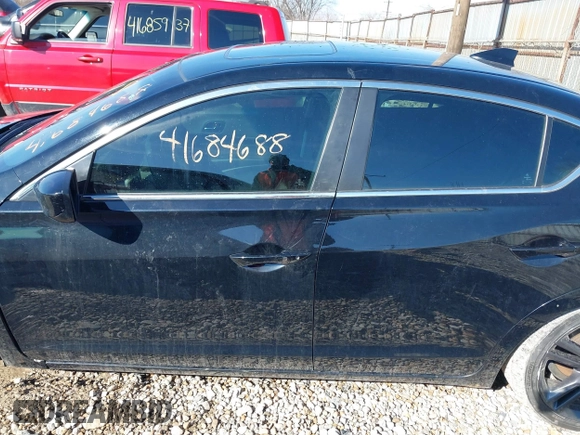 2015 Acura ILX z VIN 19VDE1F37FE006297, wystawiony jako IAAI lot #41684688 z przebiegiem 172 859 mil mil oraz . Historia ofert i sprzedaży dostępna na DreamBid. Obrazek 14.