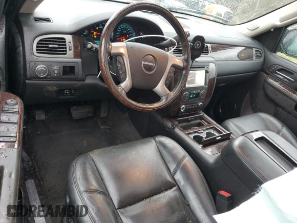 2014 GMC Yukon XL Denali with VIN 1GKS2MEF3ER133527, listed as a Copart auction lot 46869275 with 145,014 mi miles and Salvage Title. Bid and sale history available at carsss.com. Image 8.