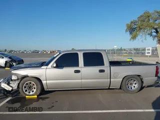 2007 Chevrolet Silverado 1500 LS with VIN 2GCEC13V771135632, listed as a IAAI auction lot 41770675 with 205,704 mi miles and . Bid and sale history available at DreamBid. Image 15.