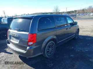 2016 Dodge Grand Caravan SE with VIN 2C4RDGBG8GR335456, listed as a IAAI auction lot 41537809 with 125,081 mi miles and . Bid and sale history available at DreamBid. Image 4.