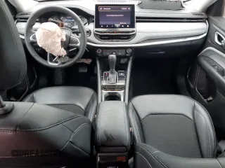 2022 Jeep Compass Altitude with VIN 3C4NJCBB3NT204949, listed as a Copart auction lot 57820975 with 18,098 mi miles and Salvage title. Bid and sale history available at DreamBid. Image 8.