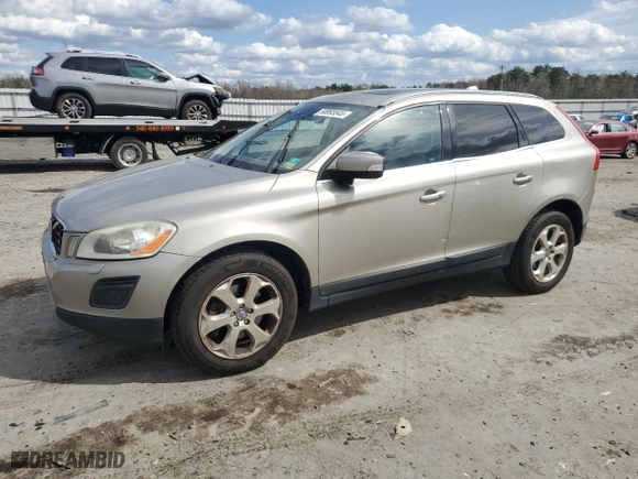 2013 Volvo XC60 3.2L with VIN YV4940DZ2D2418166, listed as a Copart auction lot 50893545 with 248,609 mi miles and Clean Title. Bid and sale history available at carsss.com. Image 1.