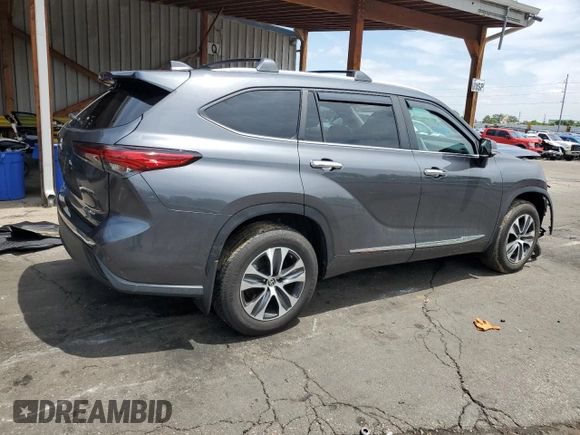 2023 Toyota Highlander L with VIN 5TDKDRBH5PS005383, listed as a Copart auction lot 59811145 with 18,507 mi miles and Salvage title. Bid and sale history available at DreamBid. Image 3.