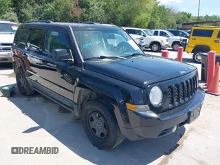 2015 Jeep Patriot Sport with VIN 1C4NJPBB8FD418933, listed as a IAAI auction lot 42619873 with 163,064 mi miles and . Bid and sale history available at DreamBid. Image 1.