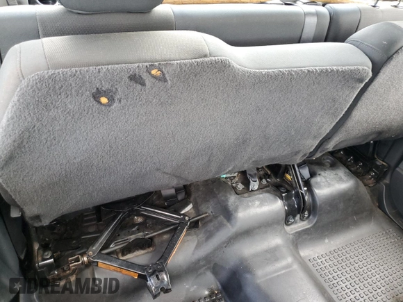2008 Nissan Titan z VIN 1N6AA06E28N318279, wystawiony jako Copart lot #56595225 z przebiegiem Nie podano mil oraz Tytuł czysty. Historia ofert i sprzedaży dostępna na DreamBid. Obrazek 10.