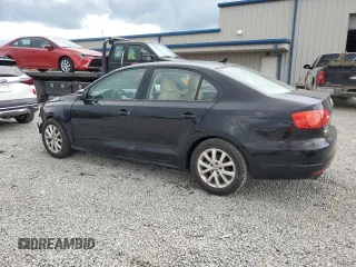 2012 Volkswagen Jetta SE с VIN 3VWDX7AJ6CM471758, выставлен на аукционе Copart как лот 56421835 с пробегом 151 468 миль миль и Списание • Salvage title. История ставок и продаж доступна на DreamBid. Изображение 2.