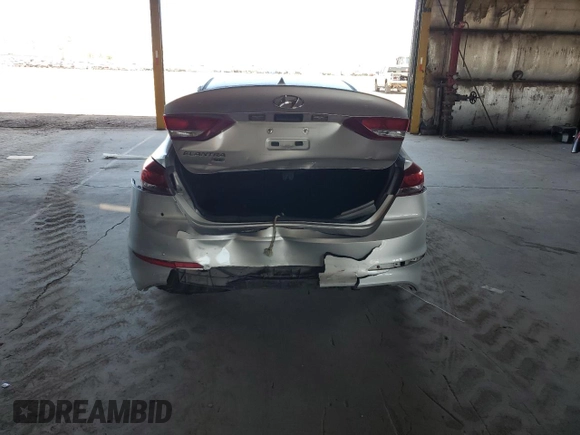 2017 Hyundai Elantra SE z VIN 5NPD74LF3HH177080, wystawiony jako Copart lot #57652195 z przebiegiem 115 567 mil mil oraz Szkoda całkowita • Salvage title. Historia ofert i sprzedaży dostępna na DreamBid. Obrazek 6.