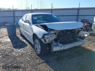 2006 Dodge Charger with VIN 2B3KA43G36H521189, listed as a IAAI auction lot 41417802 with 138,439 mi miles. Bid and sale history available at carsss.com. Image 1.