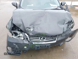 2011 Lexus ES 330 with VIN JTHBK1EG7B2450409, listed as a IAAI auction lot 42481391 with Not provided miles and . Bid and sale history available at DreamBid. Image 6.