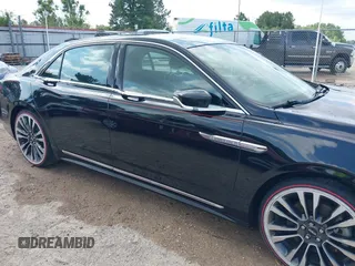 2019 Lincoln Continental Select z VIN 1LN6L9SK0K5609739, wystawiony jako IAAI lot #42268768 z przebiegiem 150 786 mil mil oraz . Historia ofert i sprzedaży dostępna na DreamBid. Obrazek 6.