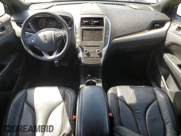 2015 Lincoln MKC z VIN 5LMCJ1A94FUJ47509, wystawiony jako Copart lot #55981515 z przebiegiem 9 442 mil mil oraz Szkoda całkowita • Salvage title. Historia ofert i sprzedaży dostępna na DreamBid. Obrazek 8.