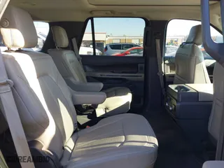 2018 Ford Expedition Limited with VIN 1FMJU1KT8JEA01497, listed as a IAAI auction lot 41724185 with 94,037 mi miles. Bid and sale history available at carsss.com. Image 8.
