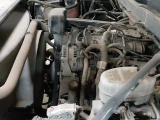 2018 Chevrolet Silverado 2500HD Work Truck с VIN 1GC2KUEG2JZ266231, выставлен на аукционе IAAI как лот 42032218 с пробегом 143 125 миль миль и . История ставок и продаж доступна на DreamBid. Изображение 18.