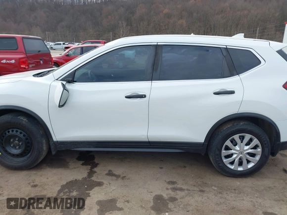 2017 Nissan Rogue SV with VIN KNMAT2MV5HP528634, listed as a IAAI auction lot 41876080 with 92,099 mi miles. Bid and sale history available at carsss.com. Image 15.