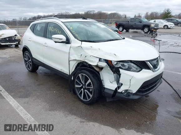 2017 Nissan Rogue SL z VIN JN1BJ1CR8HW107542, wystawiony jako IAAI lot #41820930 z przebiegiem 44 219 mil mil oraz . Historia ofert i sprzedaży dostępna na DreamBid. Obrazek 1.