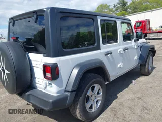 2020 Jeep Wrangler Unlimited Sport S with VIN 1C4HJXDG9LW229715, listed as a IAAI auction lot 42203008 with 63,683 mi miles and . Bid and sale history available at DreamBid. Image 4.