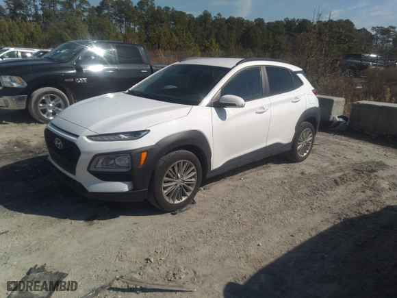 2021 Hyundai Kona SEL with VIN KM8K2CAA5MU724773, listed as a IAAI auction lot 41647534 with 83,667 mi miles. Bid and sale history available at carsss.com. Image 2.