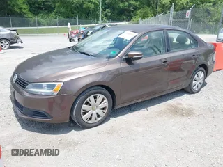 2011 Volkswagen Jetta SE with VIN 3VWDZ7AJ8BM054070, listed as a IAAI auction lot 42430921 with 172,852 mi miles and . Bid and sale history available at DreamBid. Image 2.