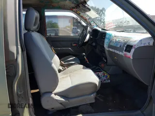 1995 Isuzu Rodeo z VIN 4S2CK58E5S4379419, wystawiony jako IAAI lot #42094055 z przebiegiem 196 175 mil mil oraz . Historia ofert i sprzedaży dostępna na DreamBid. Obrazek 5.