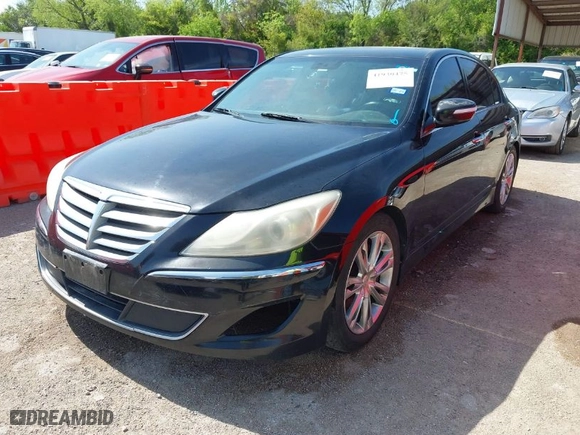 2013 Hyundai Genesis 3.8L with VIN KMHGC4DD9DU239485, listed as a IAAI auction lot 41930475 with 309,349 mi miles. Bid and sale history available at carsss.com. Image 2.