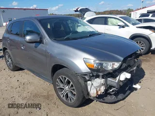 2019 Mitsubishi Outlander Sport ES 2.0 with VIN JA4AP3AU8KU020182, listed as a IAAI auction lot 40676235 with 104,287 mi miles. Bid and sale history available at carsss.com. Image 1.
