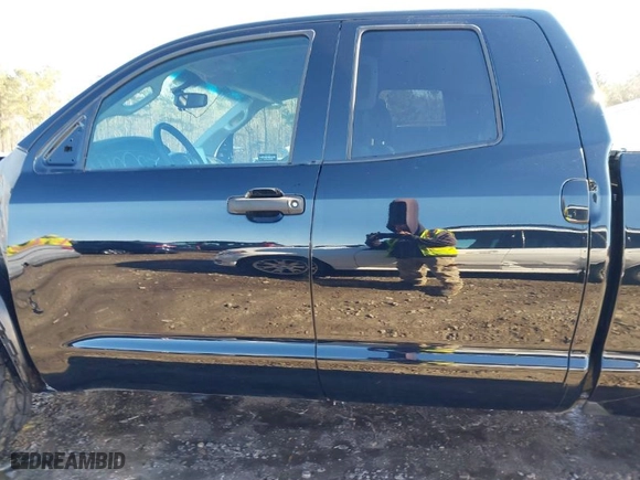 2012 Toyota Tundra 4WD Truck with VIN 5TFUW5F14CX217964, listed as a IAAI auction lot 41265024 with NaN miles. Bid and sale history available at carsss.com. Image 15.