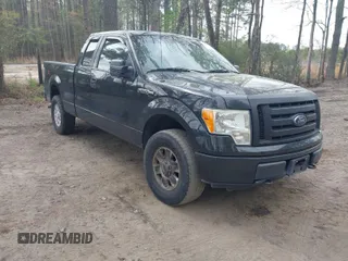 2011 Ford F-150 XL with VIN 1FTEX1EM1BFA79293, listed as a IAAI auction lot 41945057 with 281,513 mi miles. Bid and sale history available at carsss.com. Image 1.