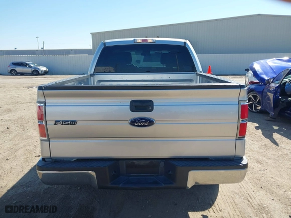 2013 Ford F-150 XL with VIN 1FTFW1CT2DFB23323, listed as a IAAI auction lot 41483856 with 272,488 mi miles. Bid and sale history available at carsss.com. Image 16.