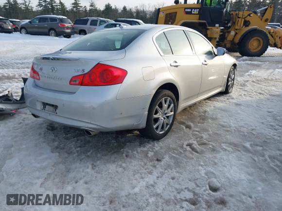 2013 Infiniti G37 x with VIN JN1CV6AR1DM758946, listed as a IAAI auction lot 41640296 with 220,363 mi miles and . Bid and sale history available at carsss.com. Image 4.