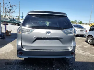 2017 Toyota Sienna SE with VIN 5TDXZ3DC0HS818945, listed as a Copart auction lot 49967775 with 103,571 mi miles and Salvage Title. Bid and sale history available at carsss.com. Image 6.