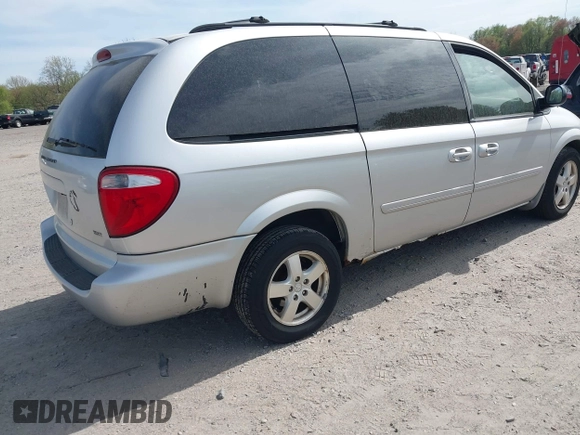 2007 Dodge Grand Caravan SXT with VIN 2D4GP44L87R155503, listed as a IAAI auction lot 42102903 with 92,673 mi miles and . Bid and sale history available at DreamBid. Image 4.