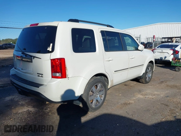 2013 Honda Pilot Touring with VIN 5FNYF4H95DB067812, listed as a IAAI auction lot 40919050 with 256,087 mi miles. Bid and sale history available at carsss.com. Image 4.