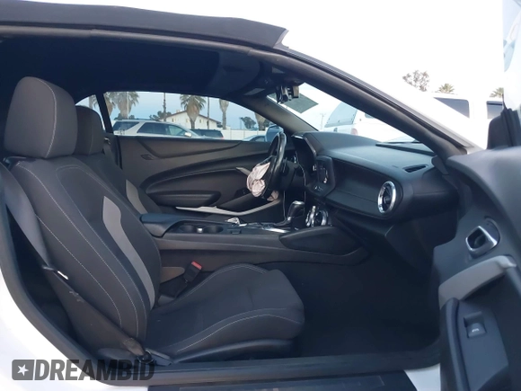 2019 Chevrolet Camaro 1LT with VIN 1G1FB3DXXK0127668, listed as a IAAI auction lot 41226259 with 132,555 mi miles. Bid and sale history available at carsss.com. Image 5.
