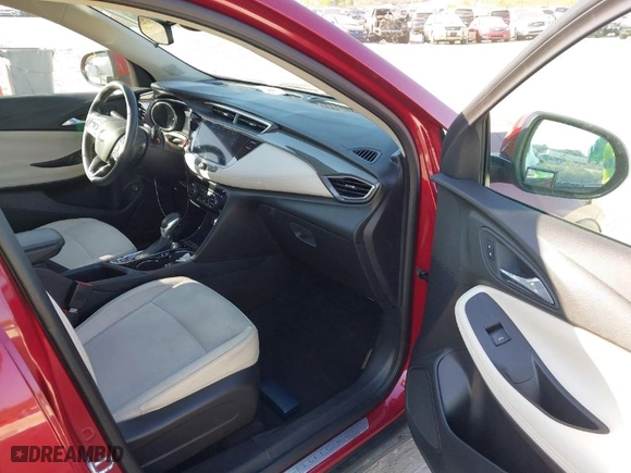 2021 Buick Encore GX Select with VIN KL4MMDSL8MB101859, listed as a IAAI auction lot 41485604 with 31,250 mi miles. Bid and sale history available at carsss.com. Image 5.