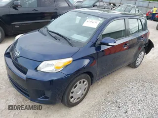 2010 Scion xD z VIN JTKKU4B45A1004988, wystawiony jako IAAI lot #42354414 z przebiegiem 85 536 mil mil oraz . Historia ofert i sprzedaży dostępna na DreamBid. Obrazek 2.